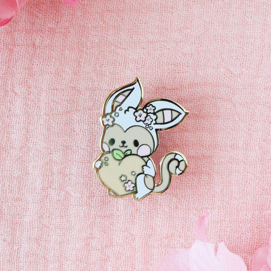 Momo Peach Pin