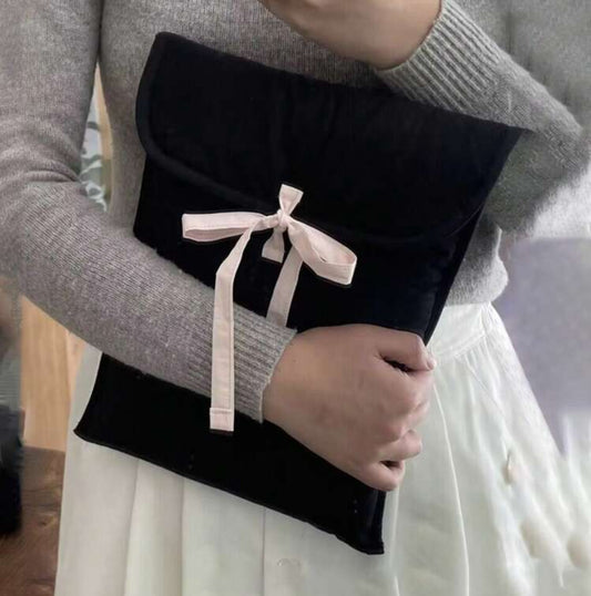 Book Sleeve (Black w/Pink Bow)