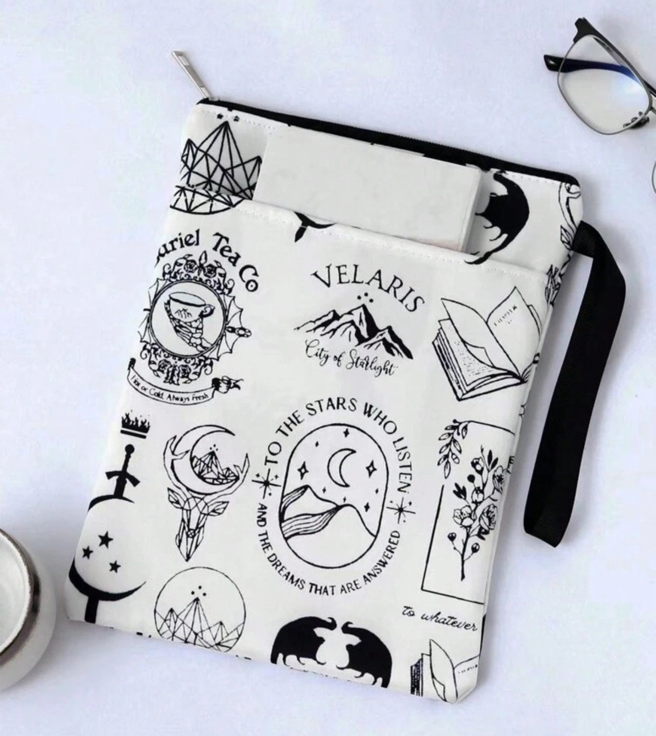 Book Sleeve - ACOTAR blk/wht